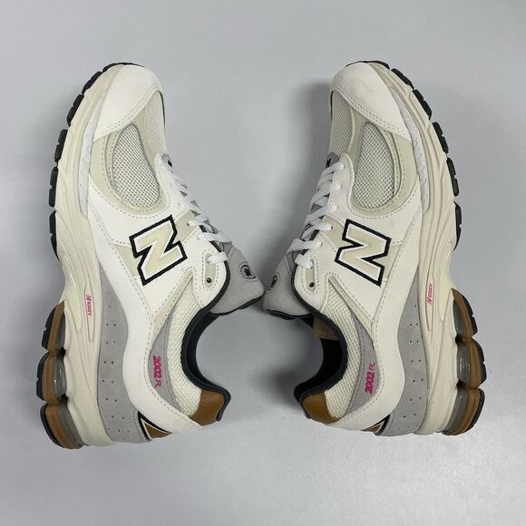 New Balance 2002R Warm Alpaca M2002RQW Size 13 Men White Suede Workout Sneakers main image 7